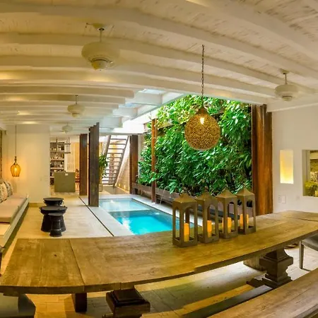 Casa Azzurra Walled - Hotel
