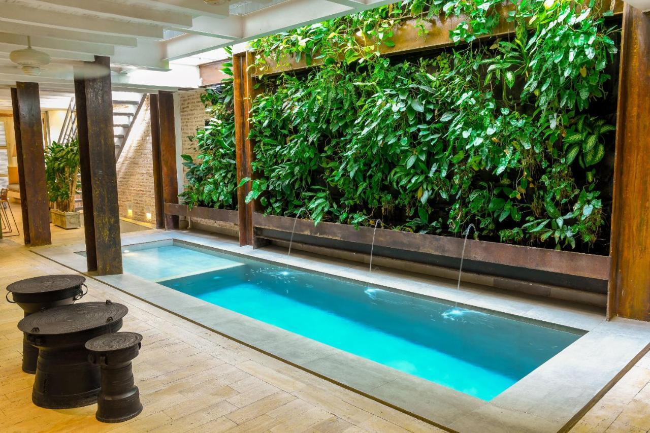 Casa Azzurra Walled - *